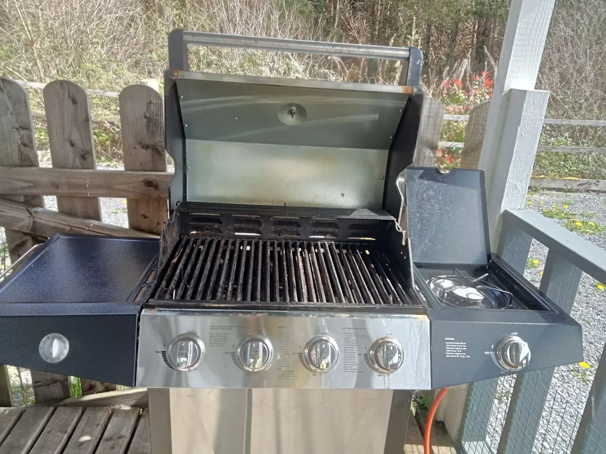 Master Cook Classic 500 5 Burner Gas BBQ - Image 2