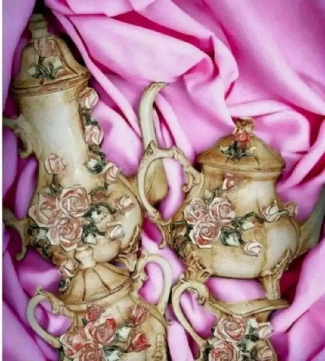 Authentic Vintage Capodimonte Set - Image 3