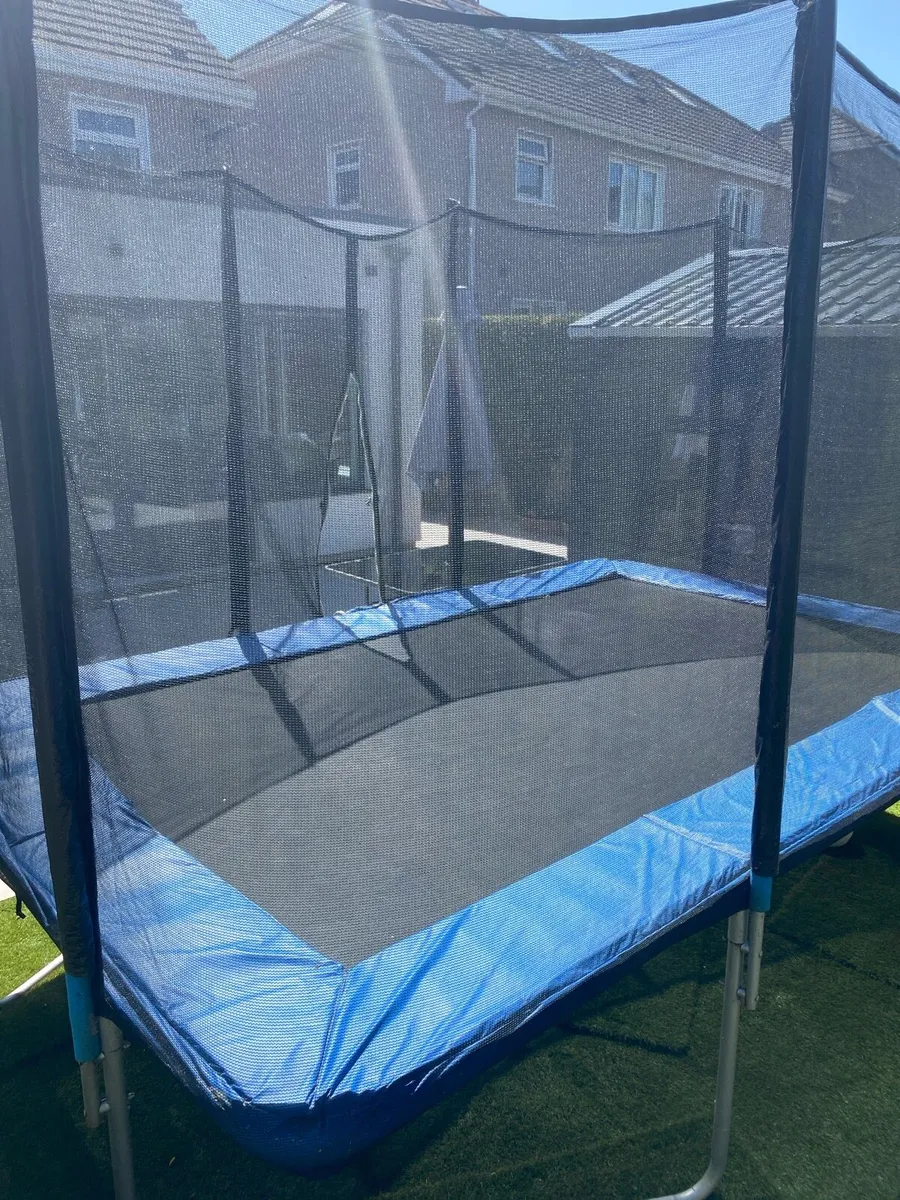 Trampoline 8 x 12 ft. - Image 4