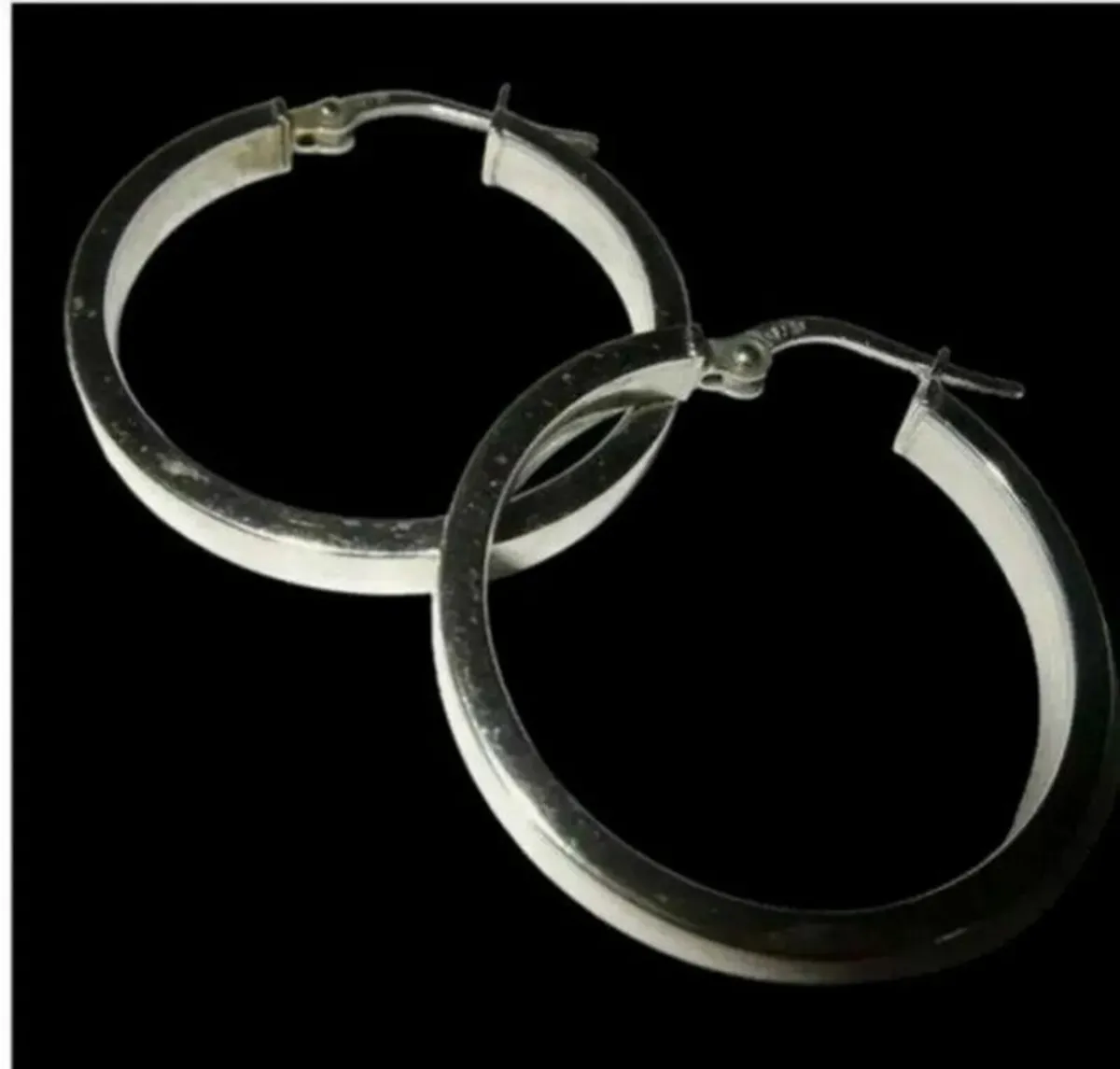 Vintage 9ct White Gold Hallmarked Hoop Earrings - Image 4