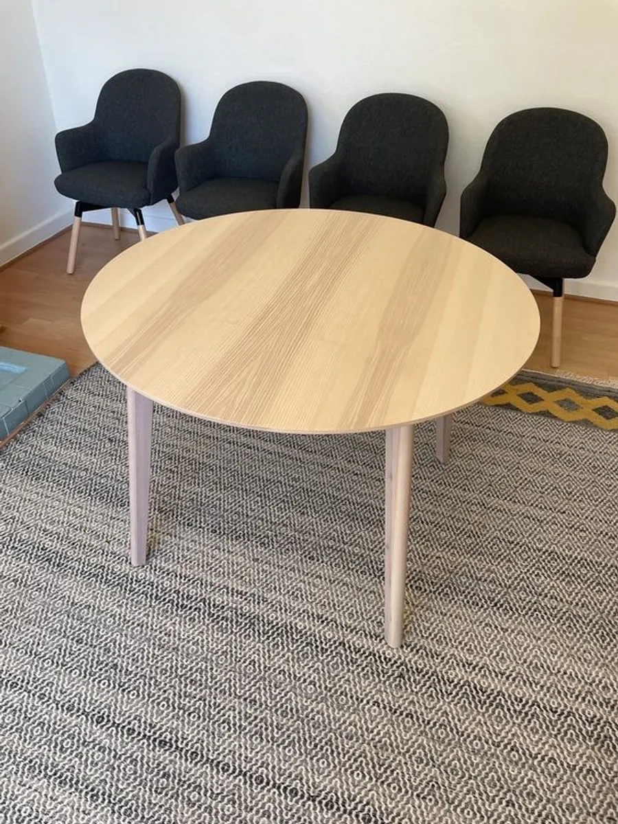 Ikea Lisabo Table and Janolof swivel chair - Image 3
