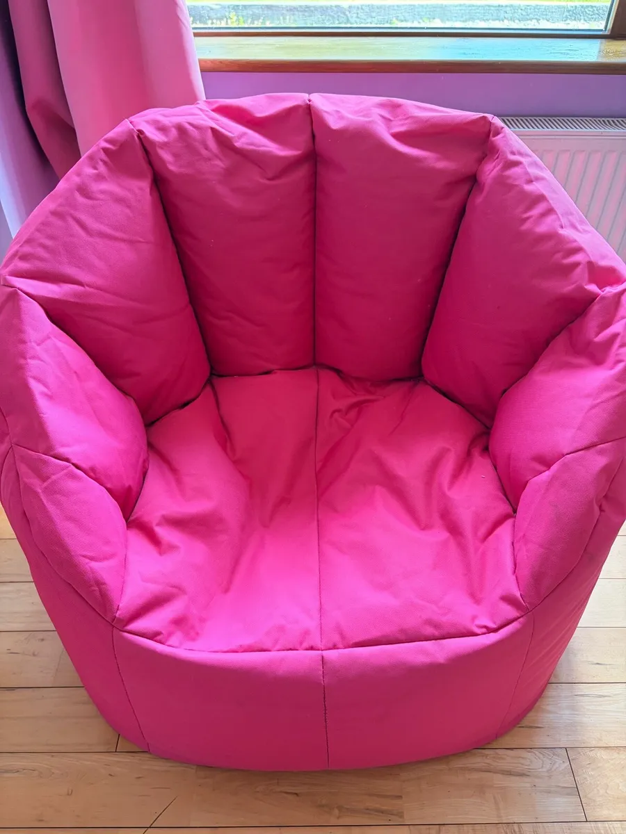 Kids Snug Bean chair - Image 1