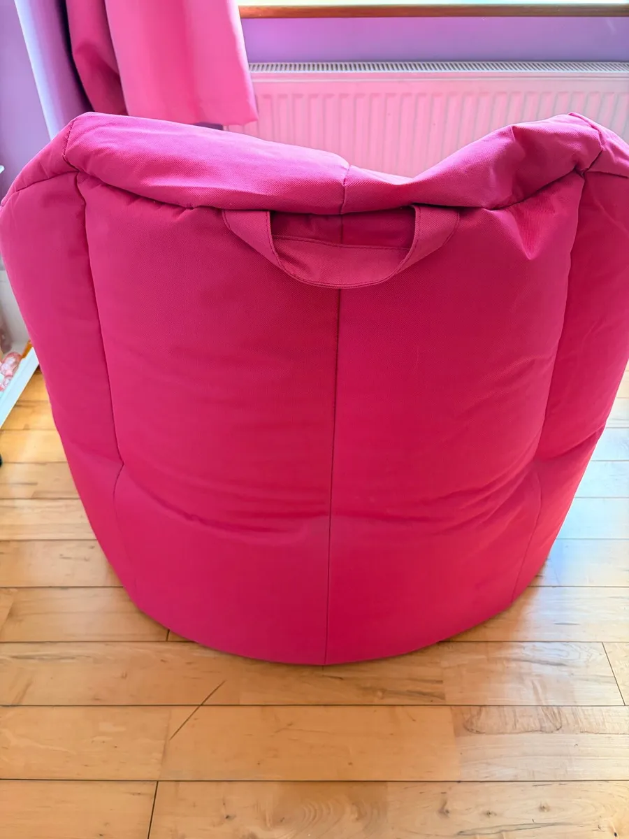 Kids Snug Bean chair - Image 3