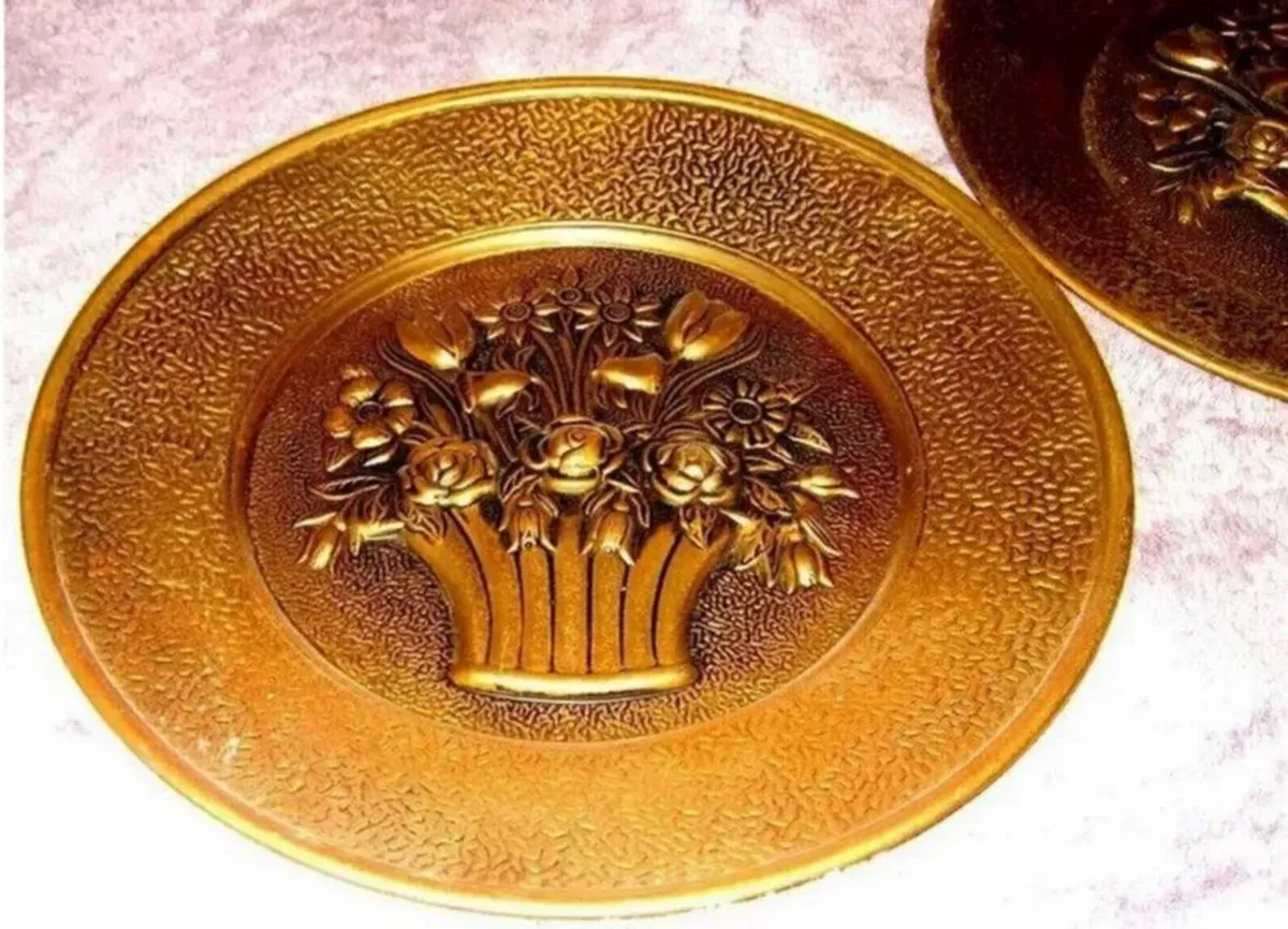 Pair Of Vintage Brass Decorative Plates - Image 2