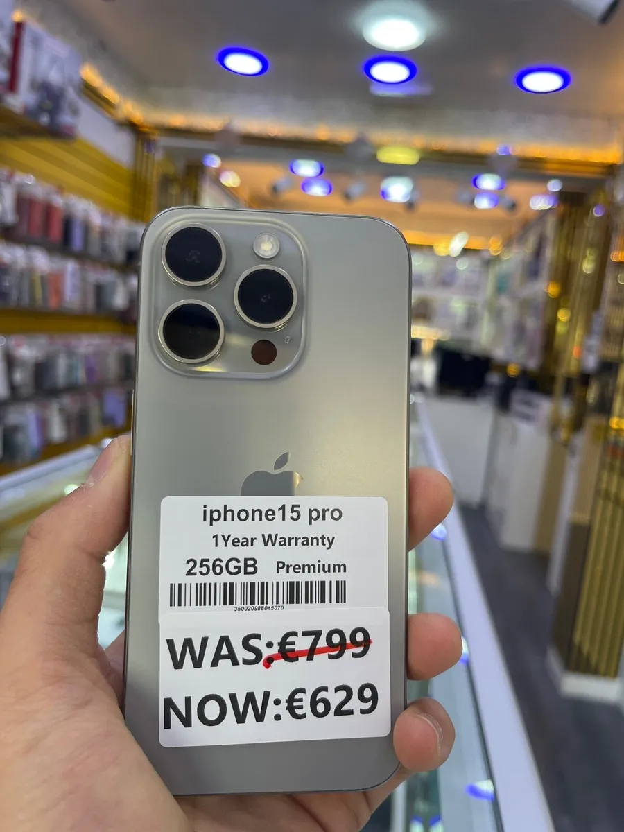 iPhone 15 pro 256GB premium