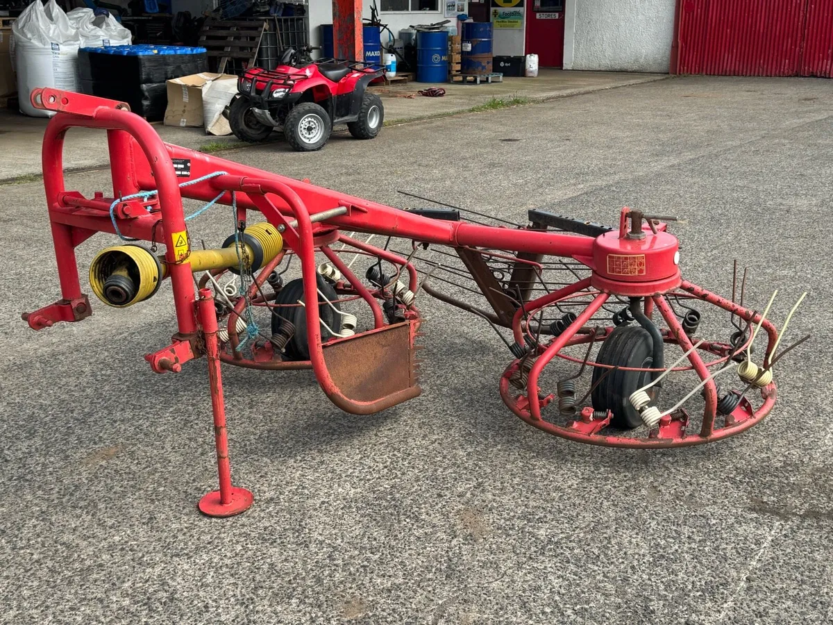 Vicon 300 Haybob - Image 1