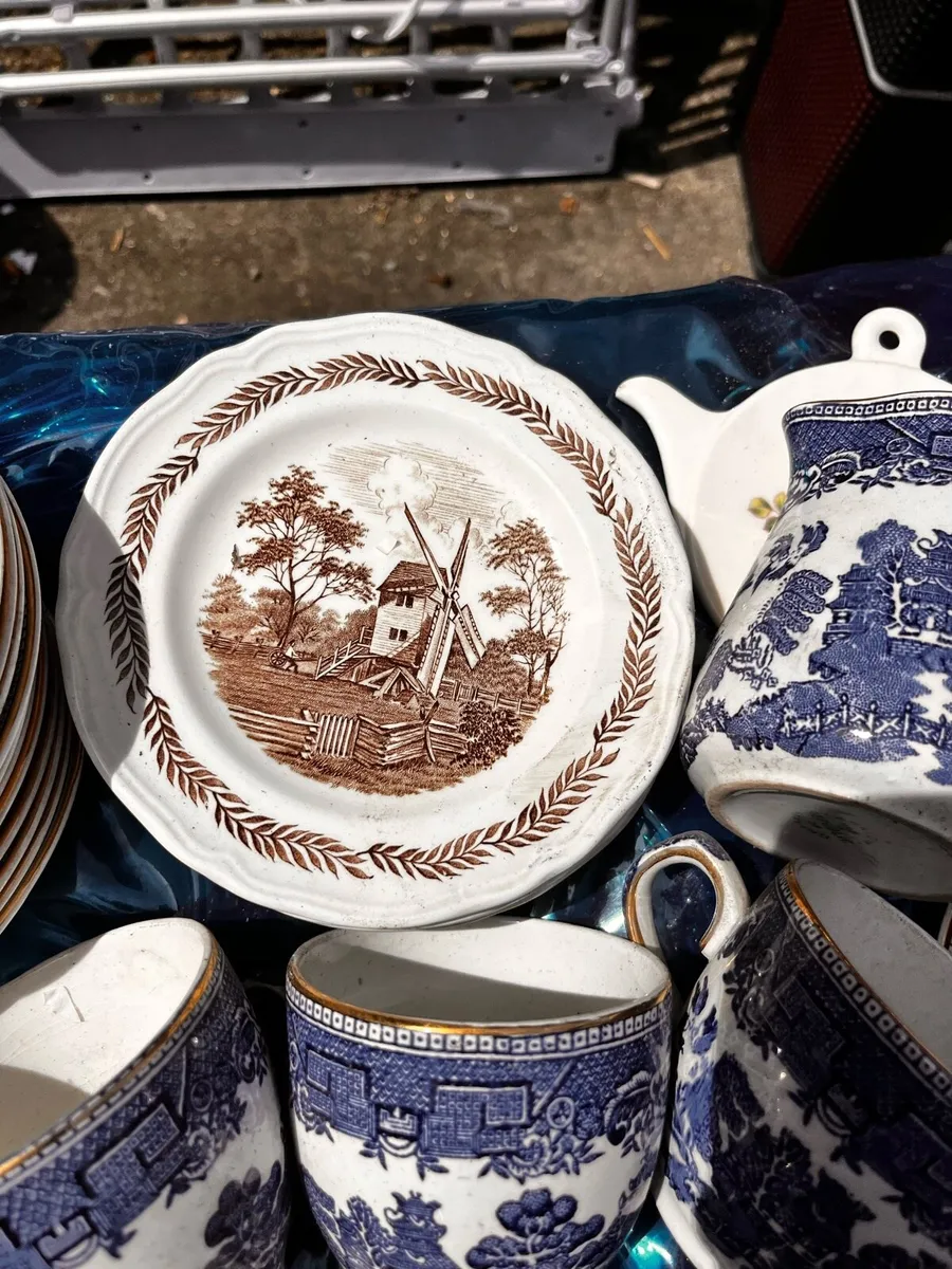 Vintage Arklow Pottery "Blue Willow" Tea Set - Image 3