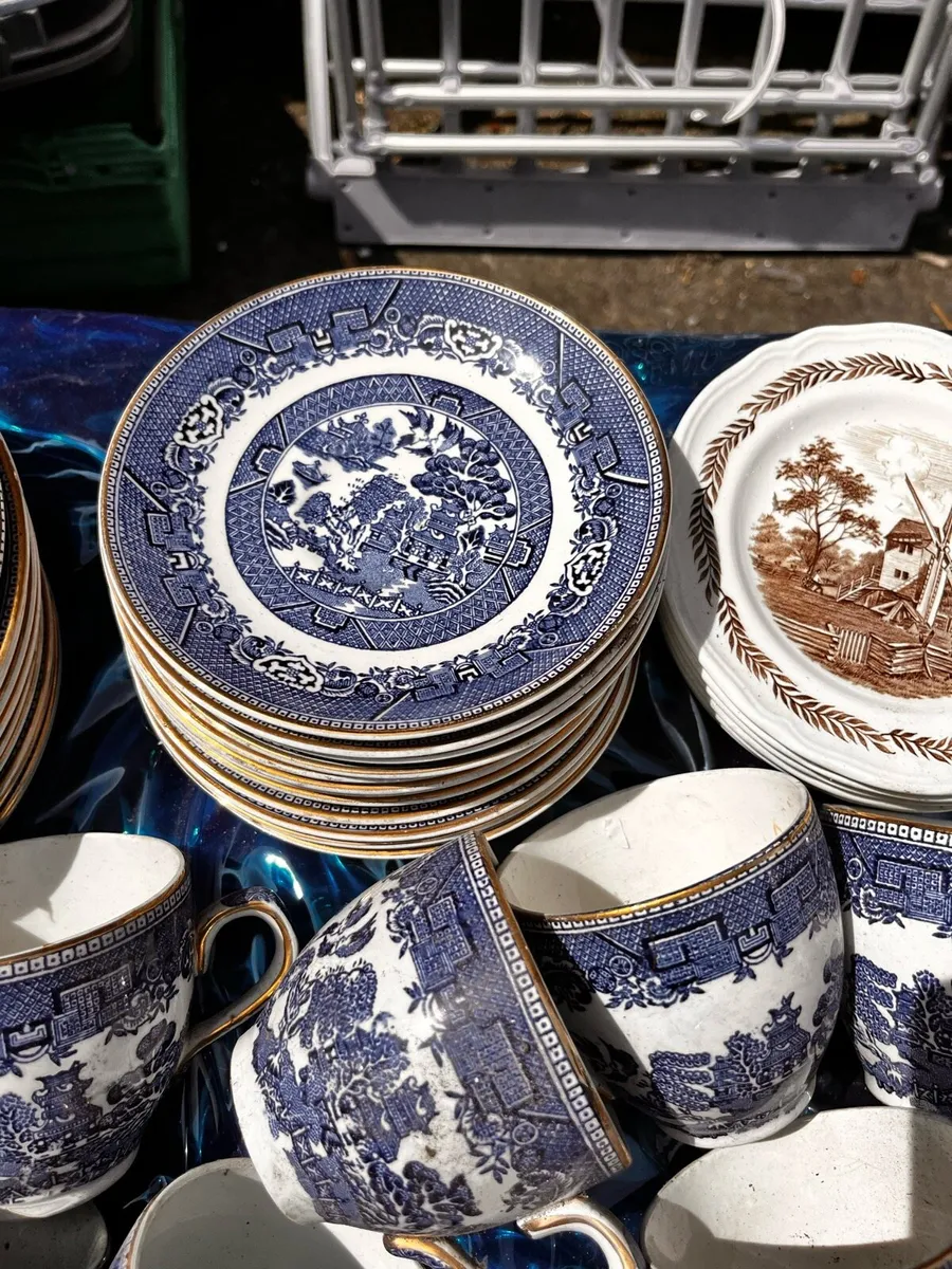 Vintage Arklow Pottery "Blue Willow" Tea Set - Image 4