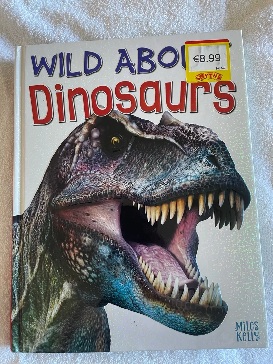 Dinosaur books - Image 1