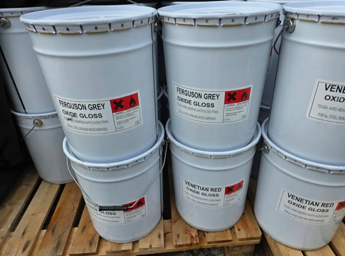 20ltr 80€ oxide paint available - Image 1