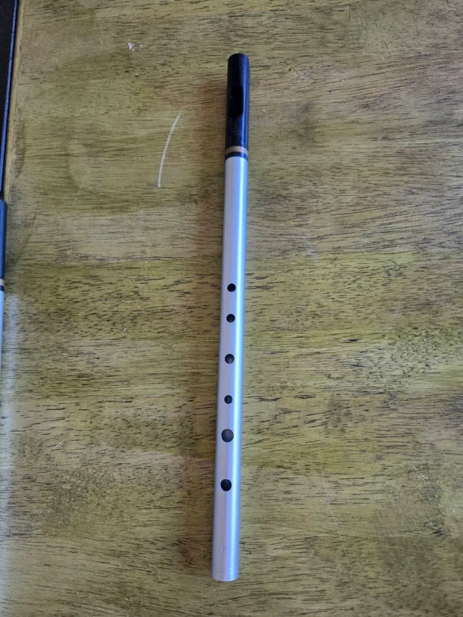 Tony Dixon Tin whistle - Image 4