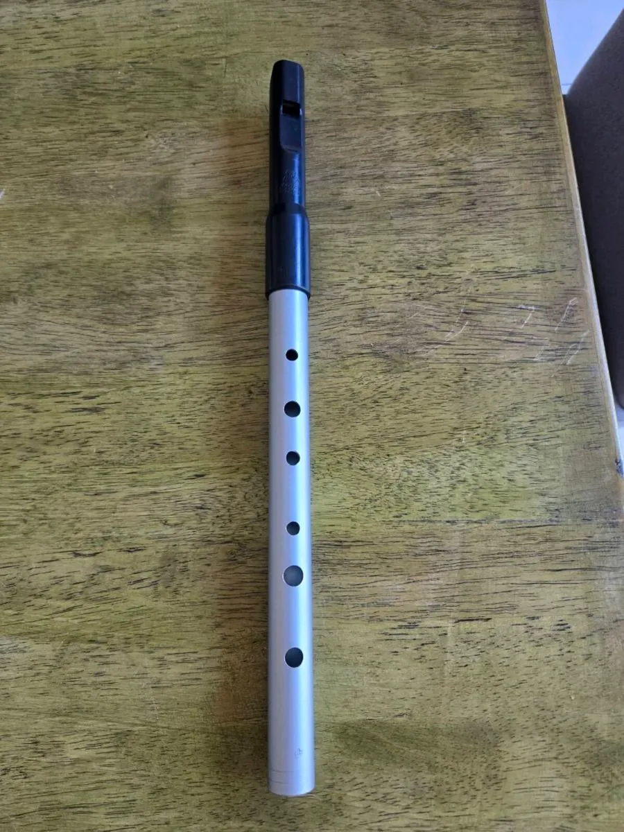 Tony Dixon Tin whistle - Image 2