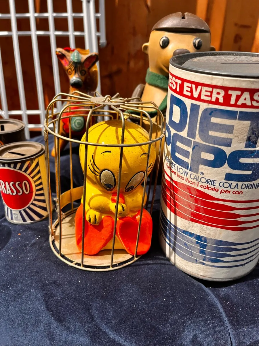 Retro & Vintage Money Box Collection - Image 2