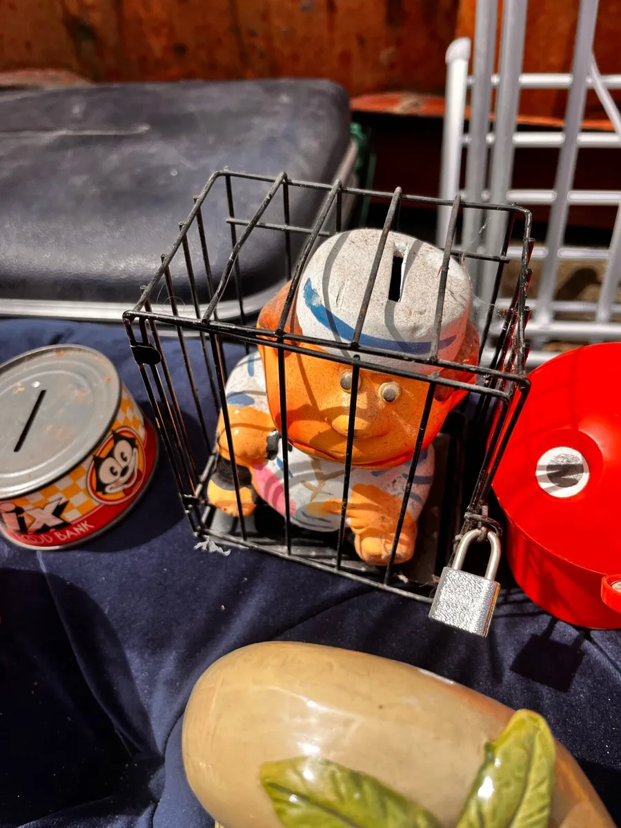 Retro & Vintage Money Box Collection - Image 4