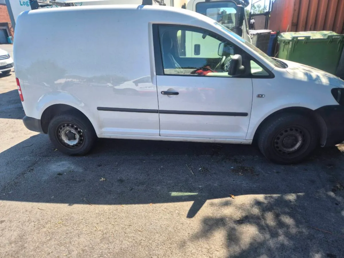Volkswagen caddy - Image 4