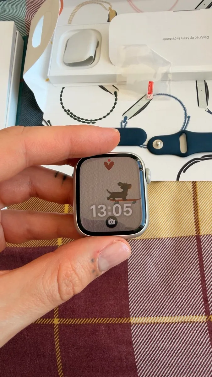Apple Watch - Image 1