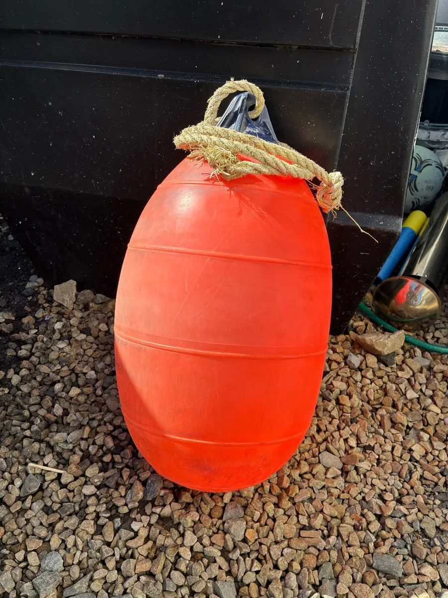 Mooring bouy