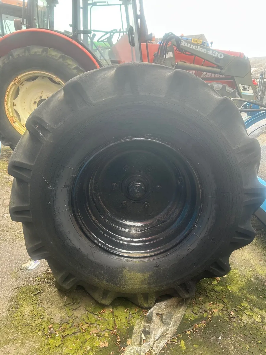 Roller with wheels - Image 3