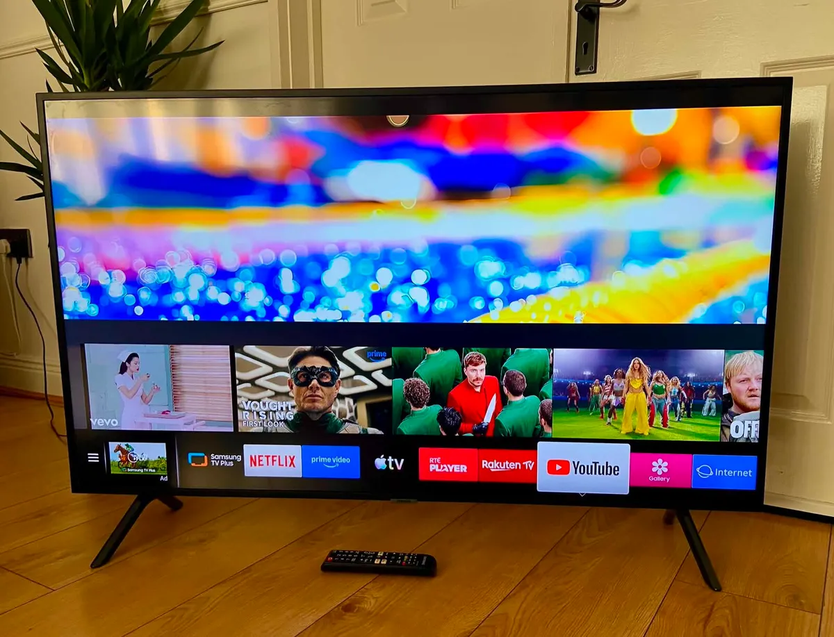 Samsung 50” 4K UHD Smart TV - Image 3