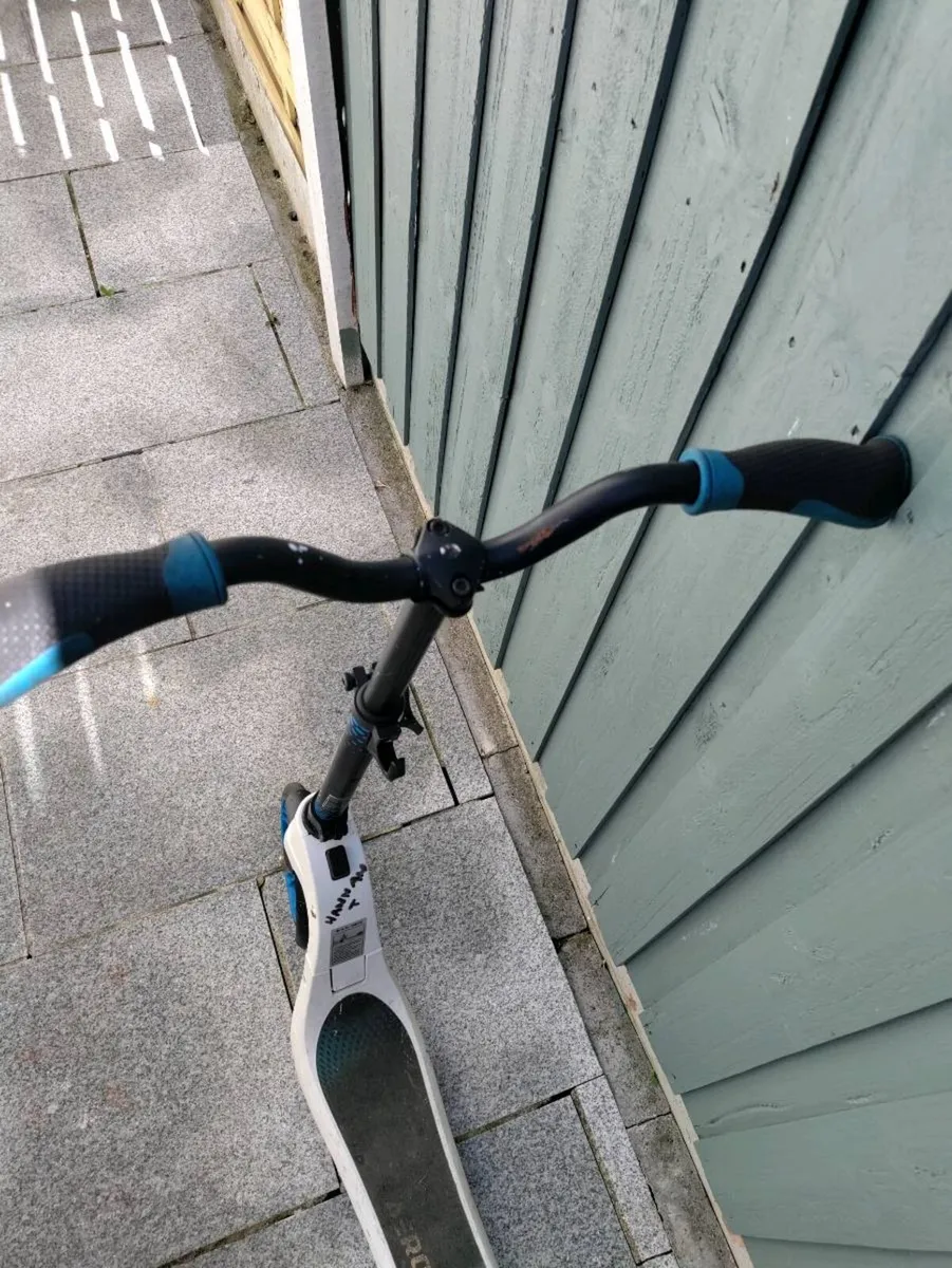 Scooters - Image 2
