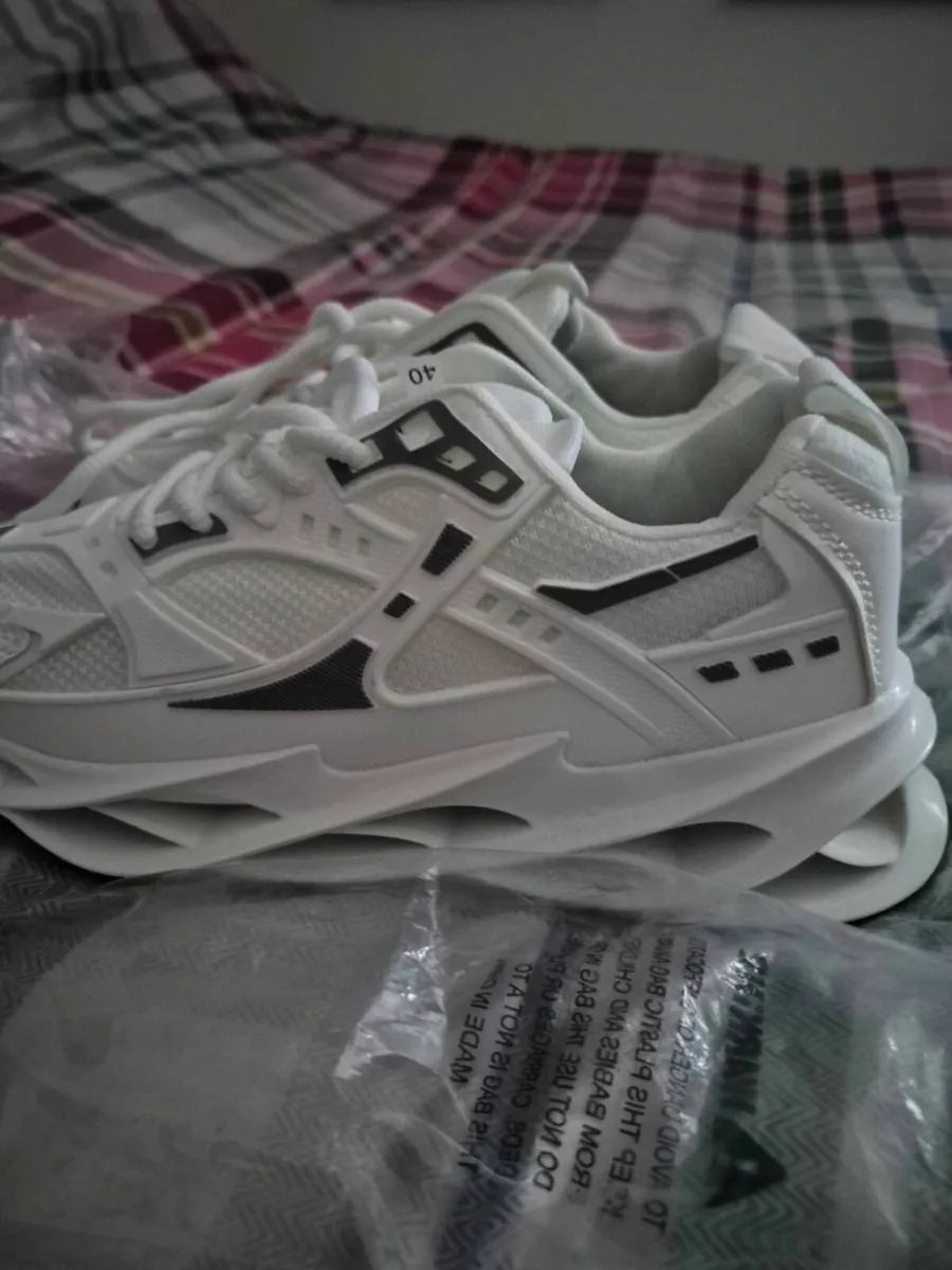 NEW TRAINERS - Image 1