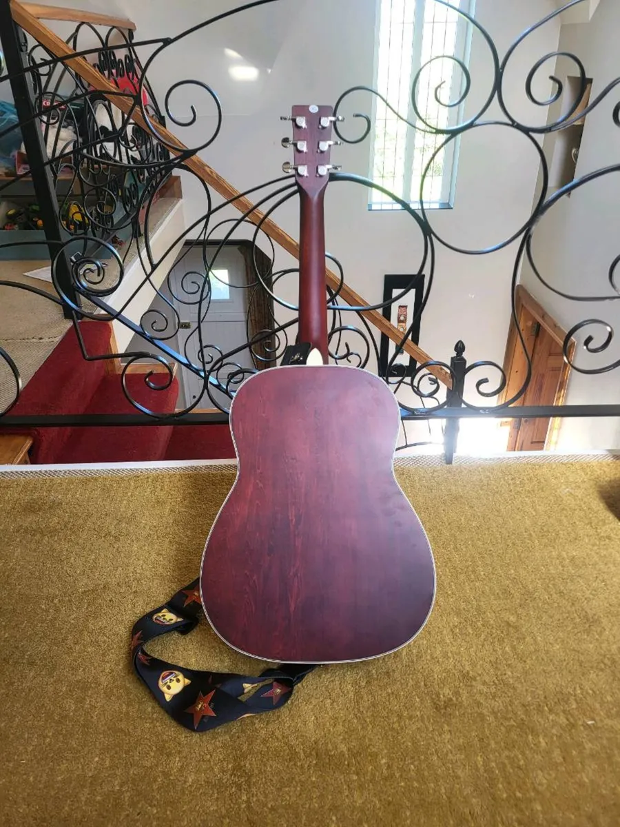 Guitar - Image 3