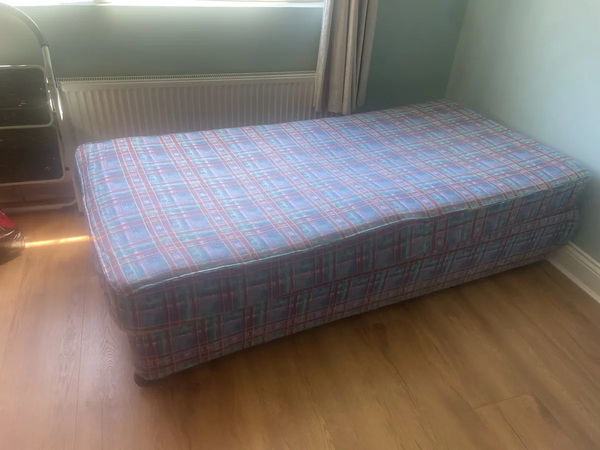 Mattress and one length base