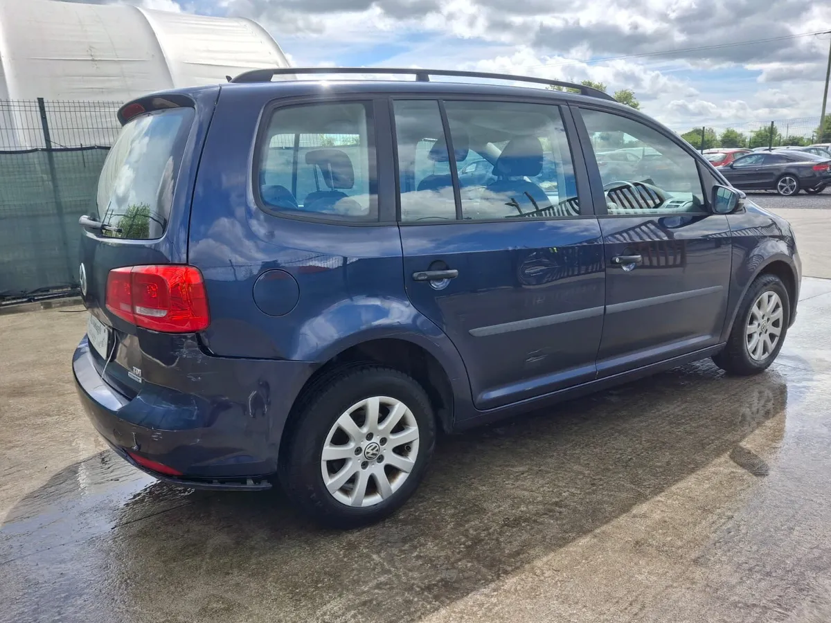 2014 Vw Touran TDI. 7 Seater Drive Home - Image 4