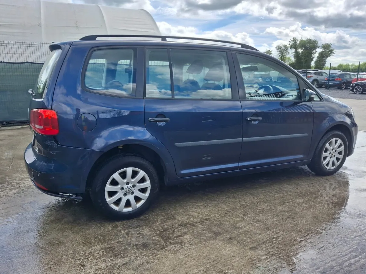 2014 Vw Touran TDI. 7 Seater Drive Home - Image 3