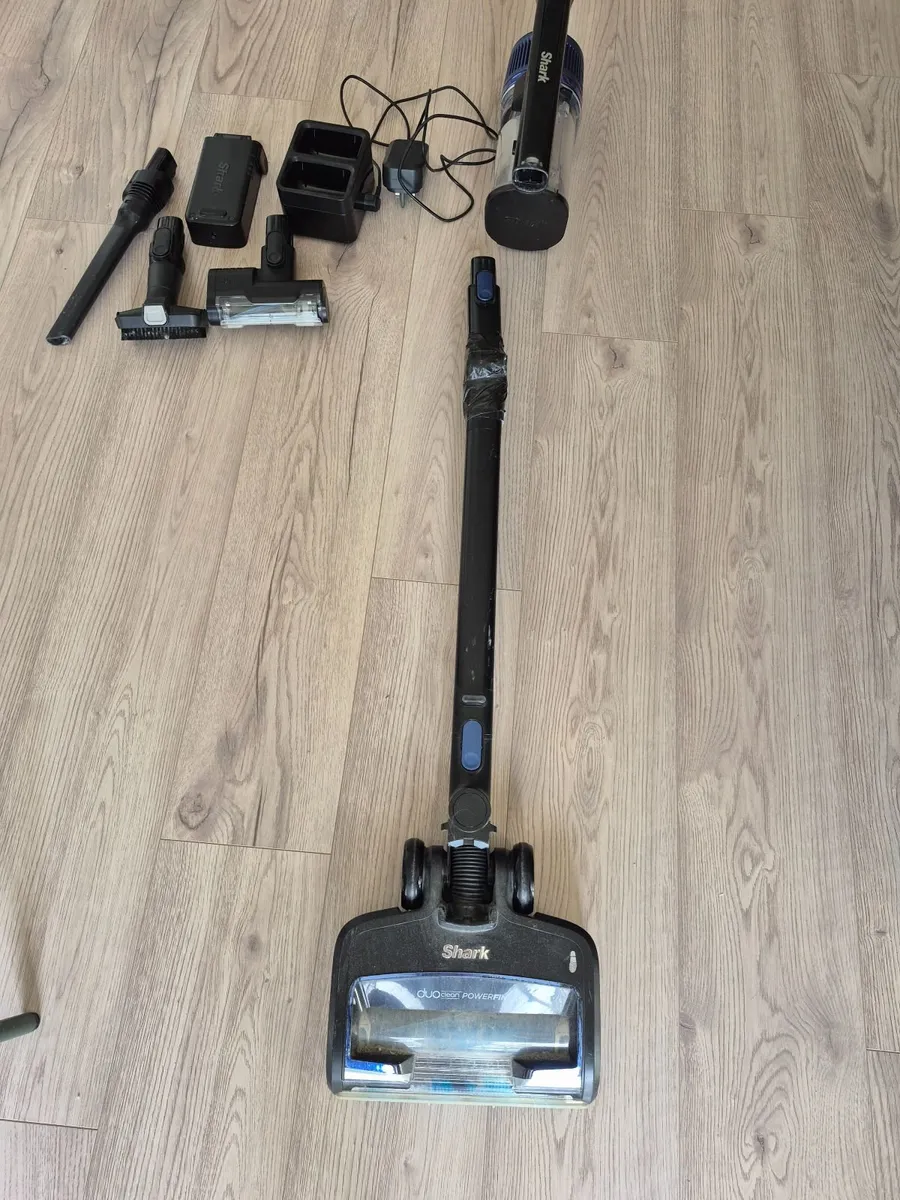 Shark Hoover - Image 2
