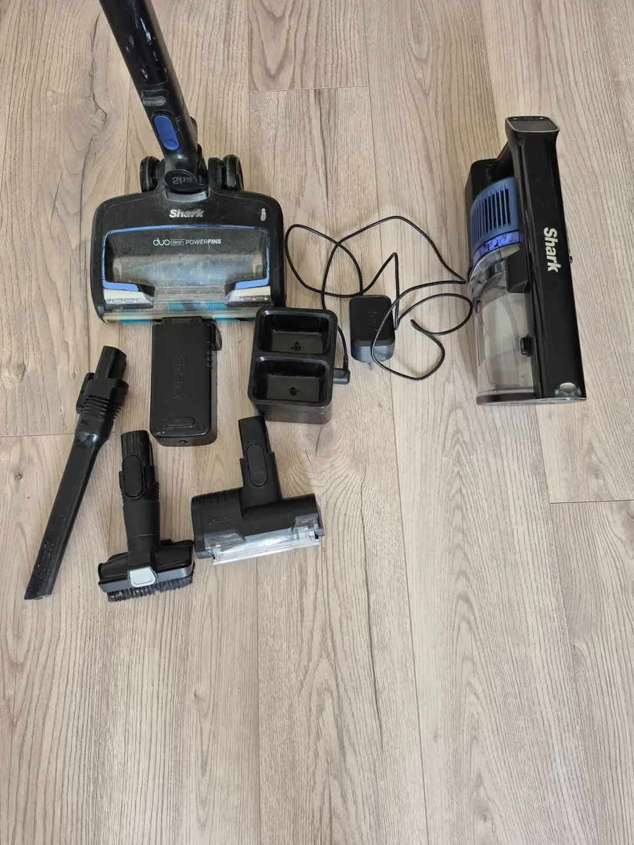Shark Hoover - Image 1