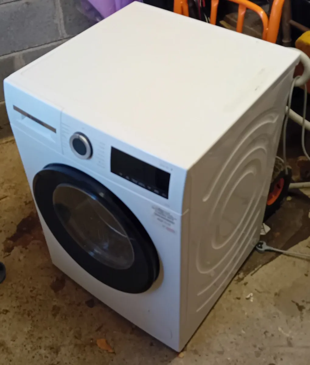 Bosch Washing machine - Image 2