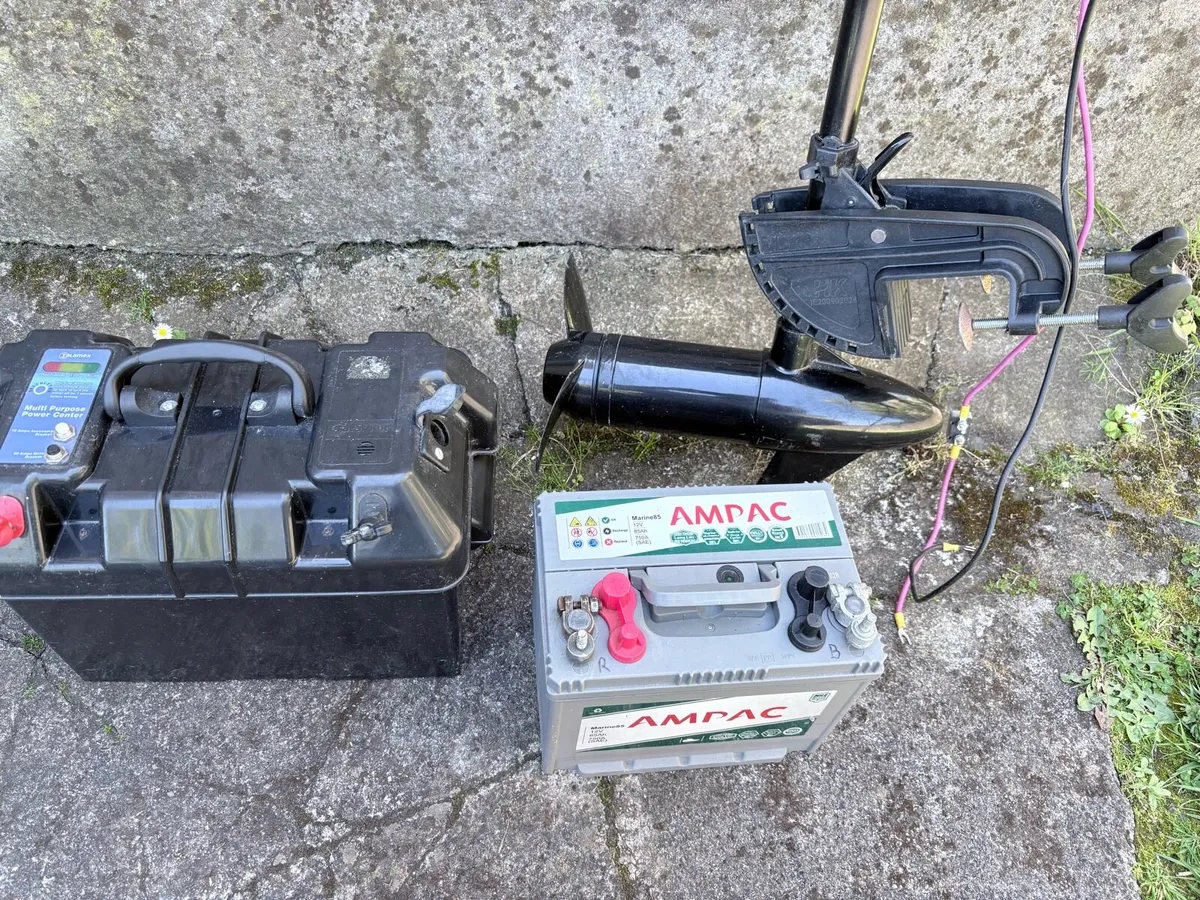Electric outboard engine, 12v Battery and holder. - Image 4
