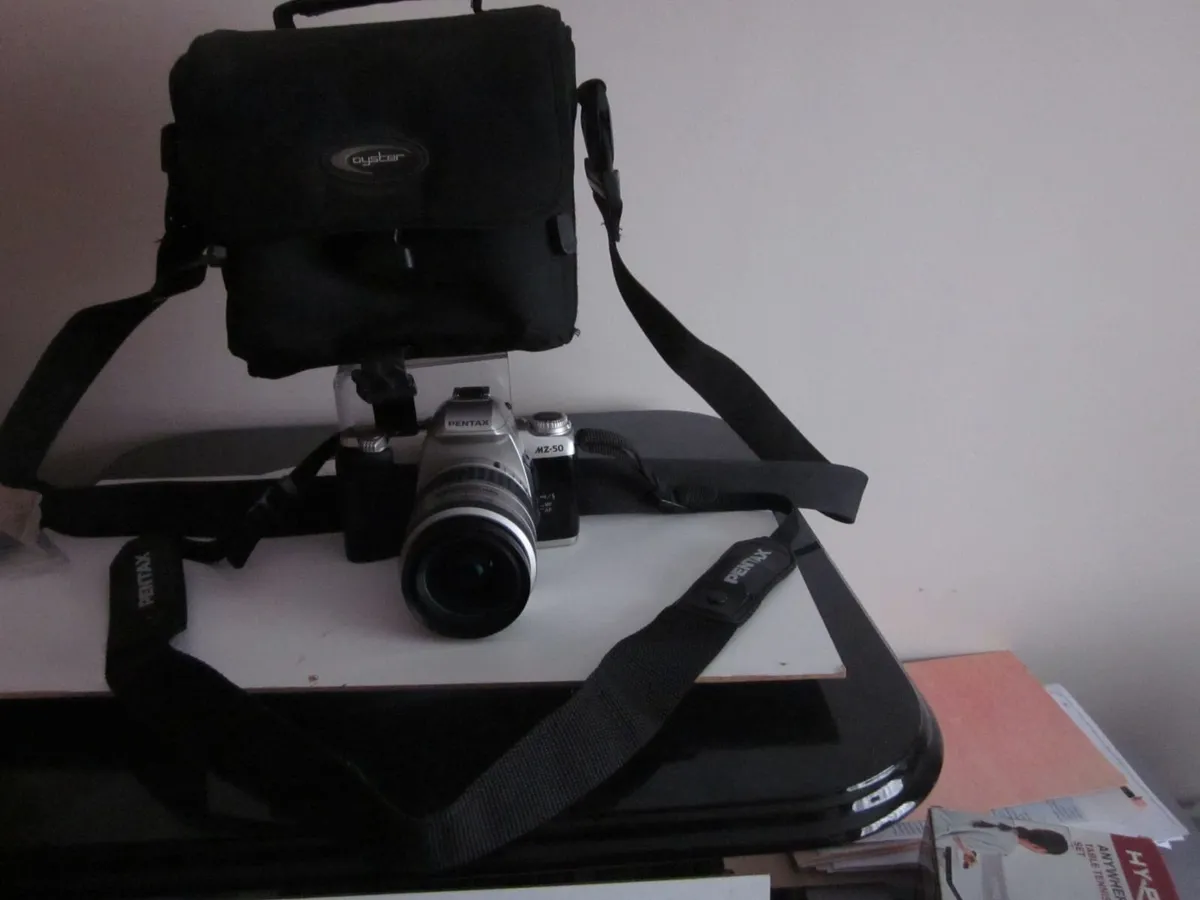 Pentax MZ-50 35mm SLR Film Camera/Lens - Image 1