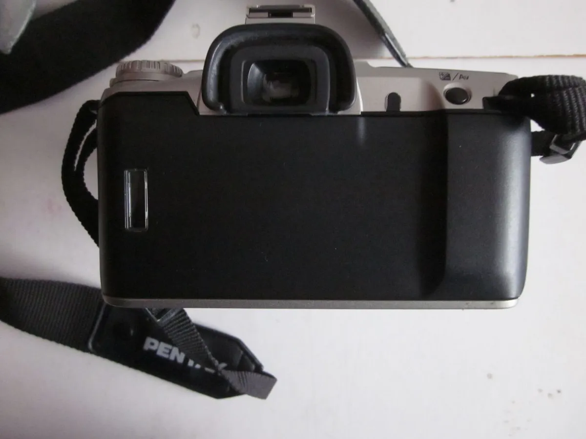 Pentax MZ-50 35mm SLR Film Camera/Lens - Image 4