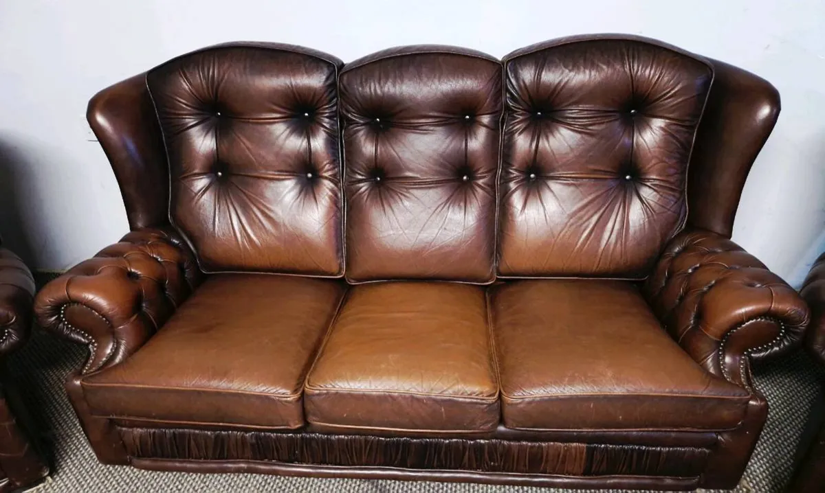 Chesterfield - Image 4