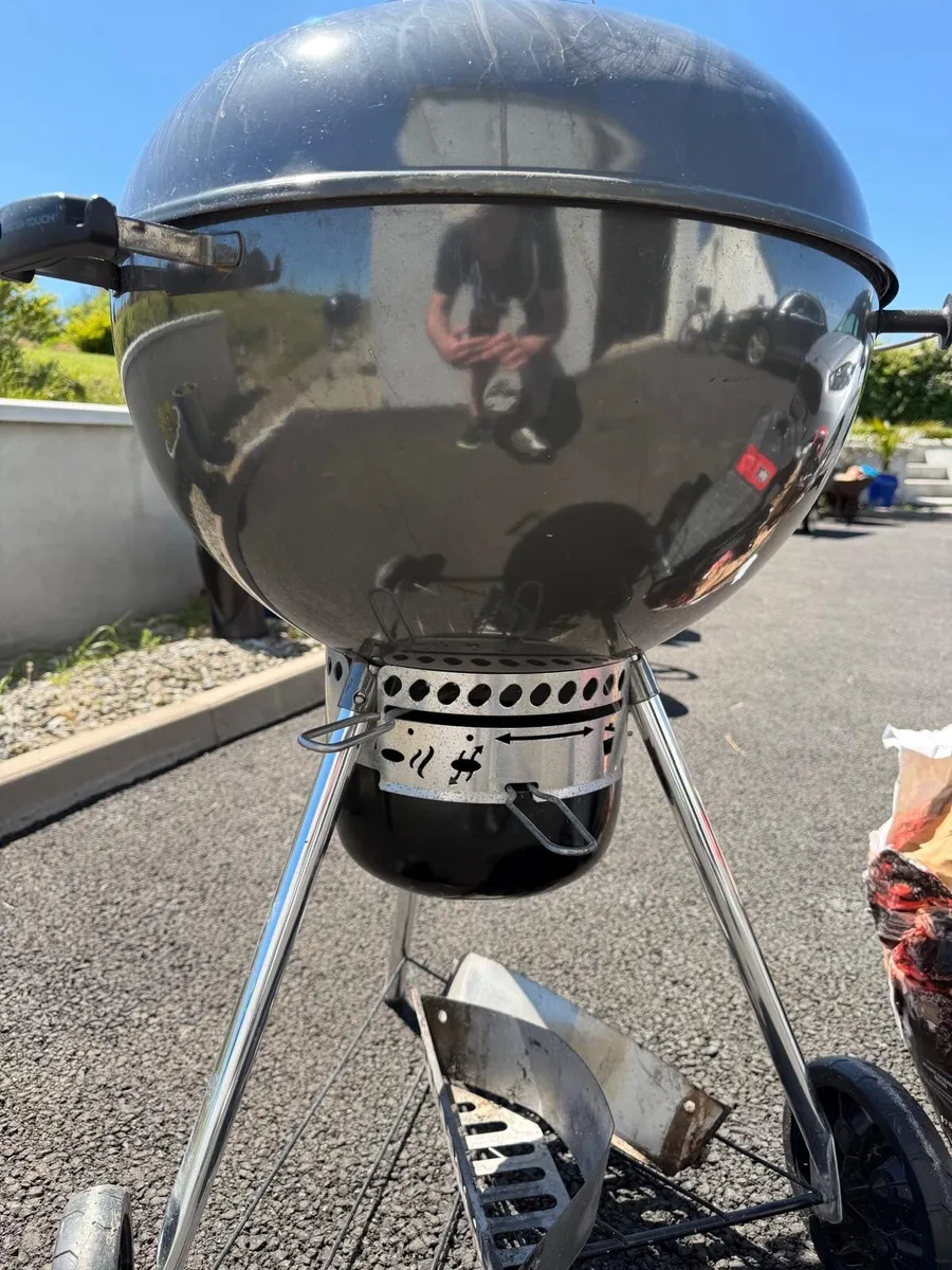 Webber Master touch charcoal Barbecue - Image 2