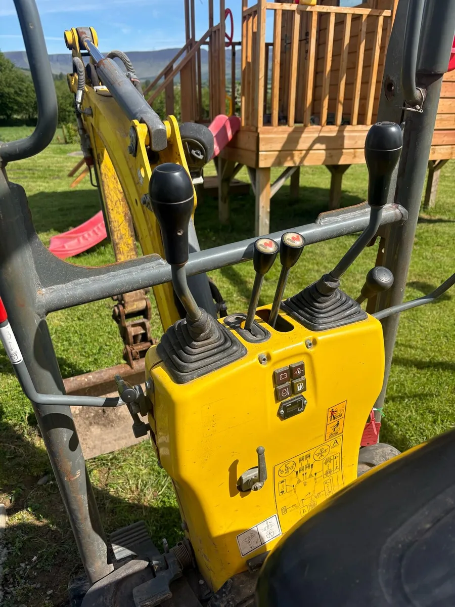 Mini digger - Image 4