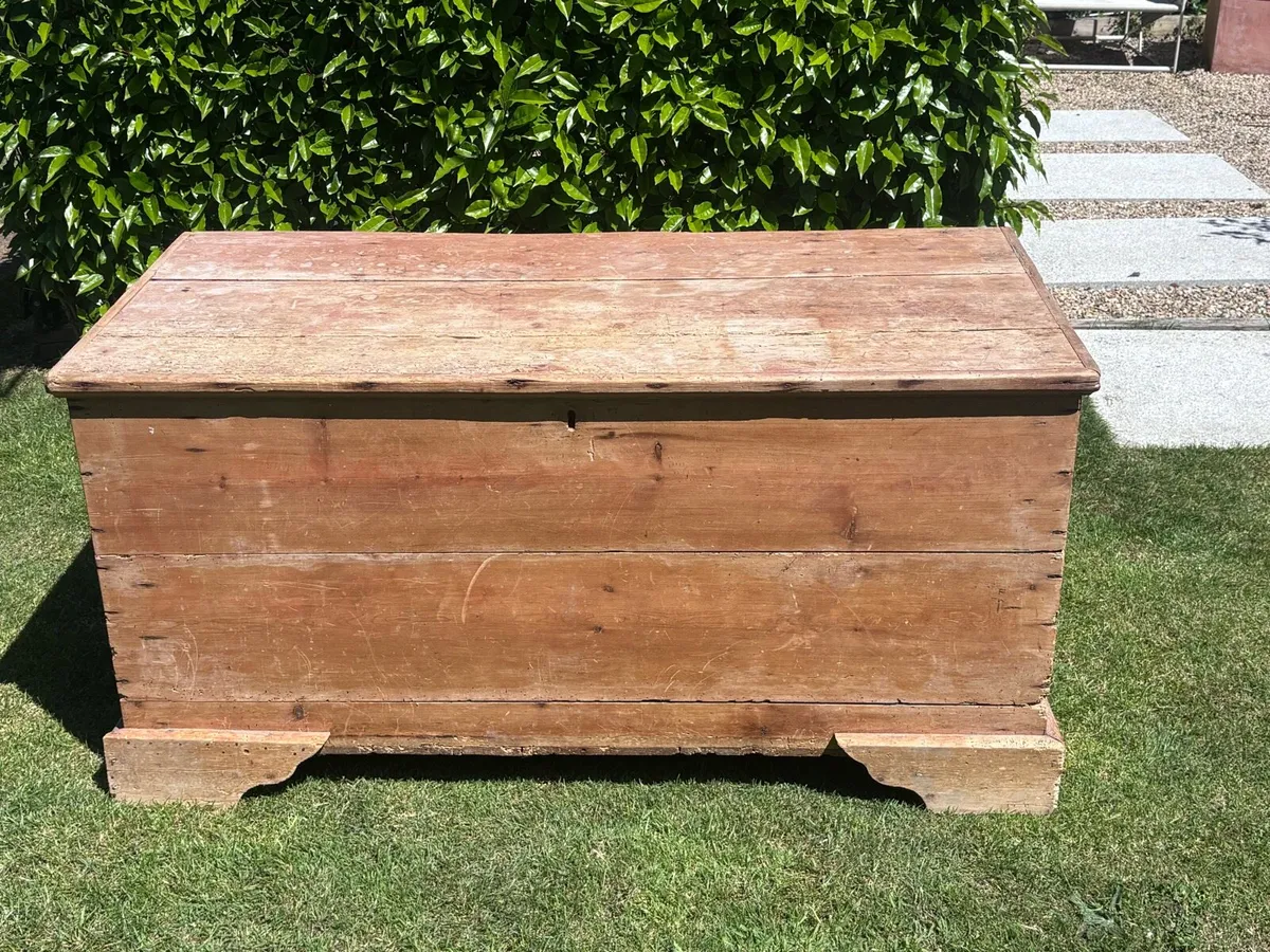 Chest - Image 1