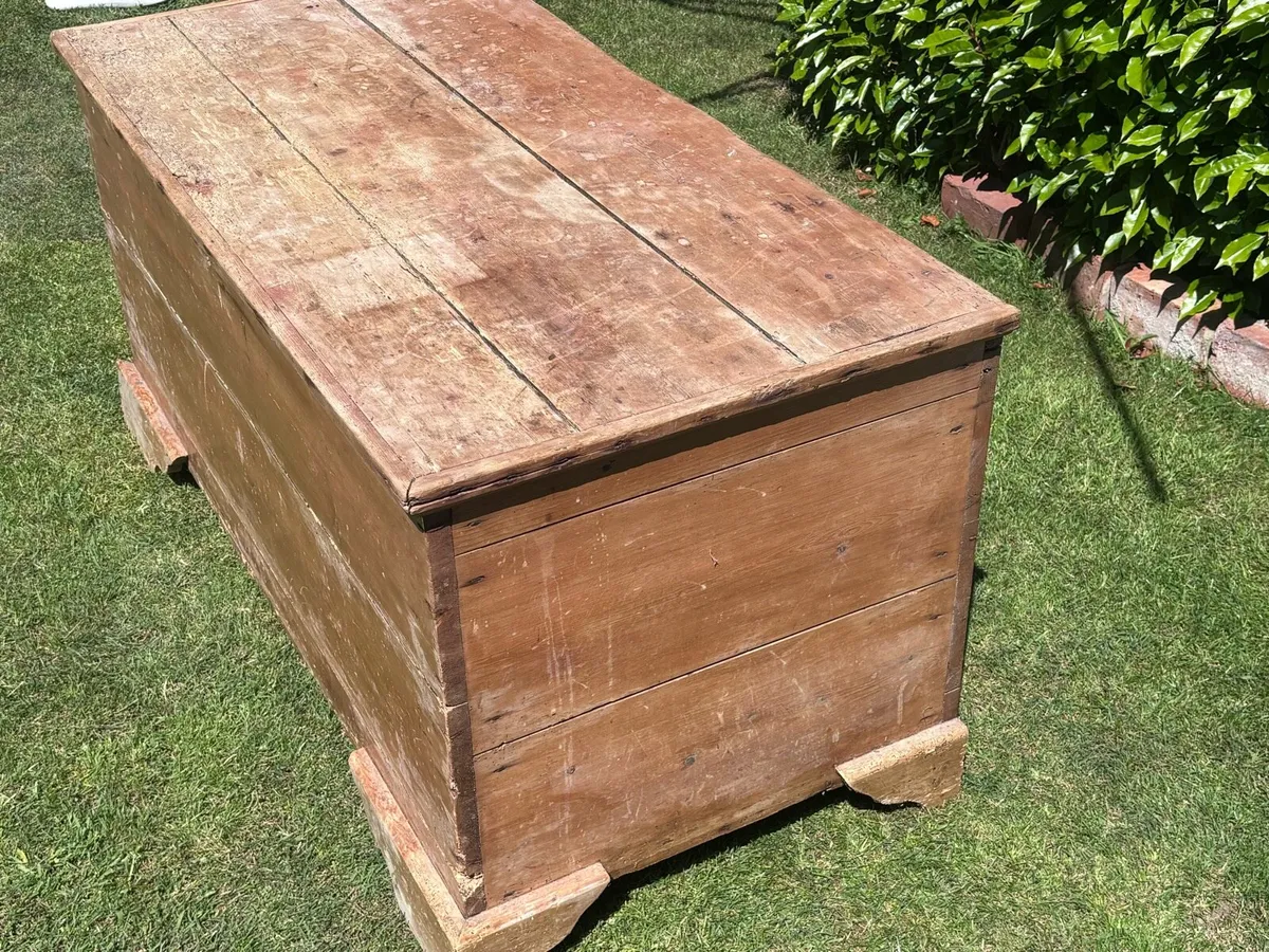 Chest - Image 2