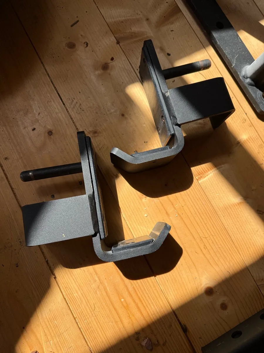 Rogue wall-mounted squatrack & weightplate storage - Image 4