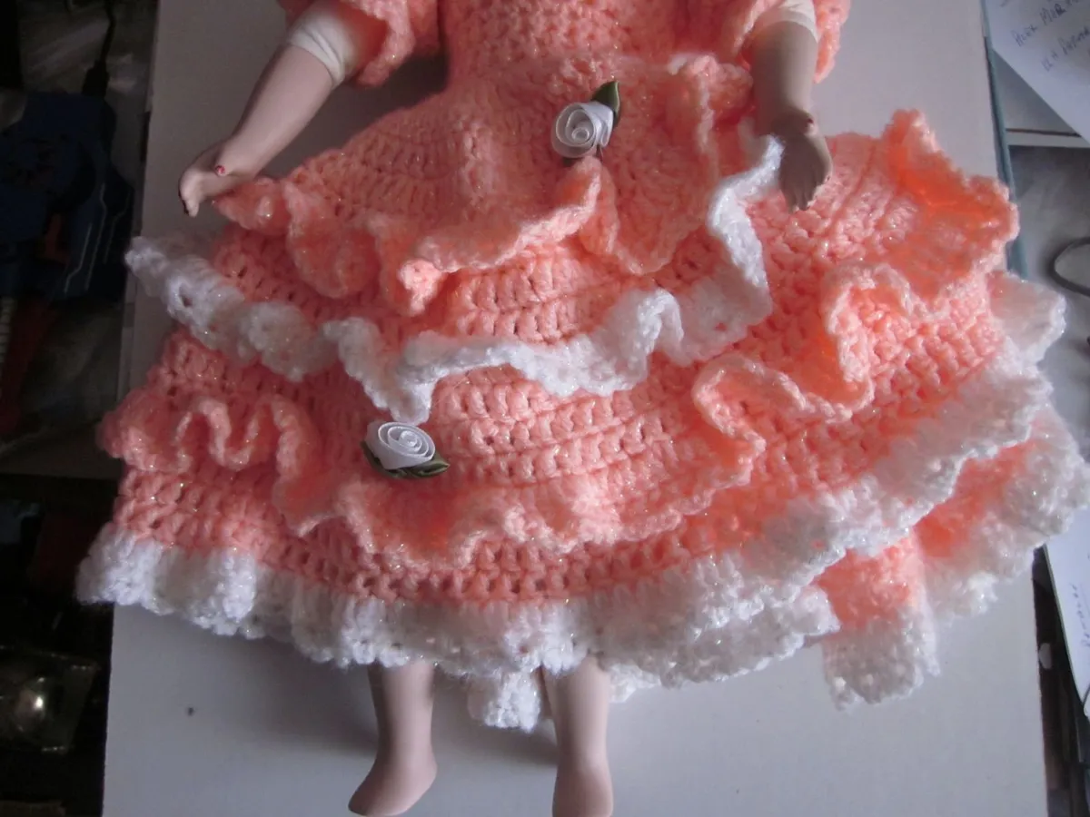 Hermitage Mint Porcelain  Doll with Crotchet Dress - Image 4