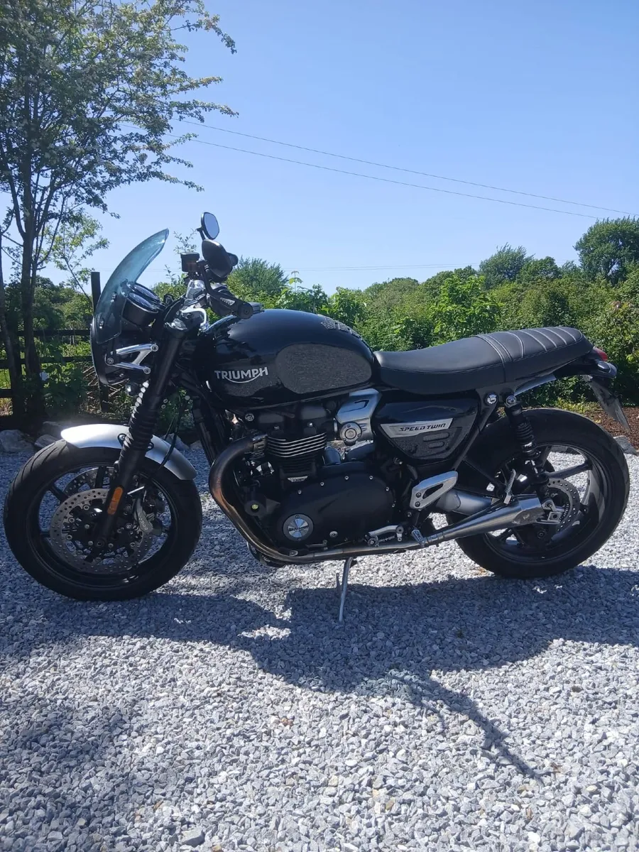 Triumph Speed Twin 1200 - Image 3