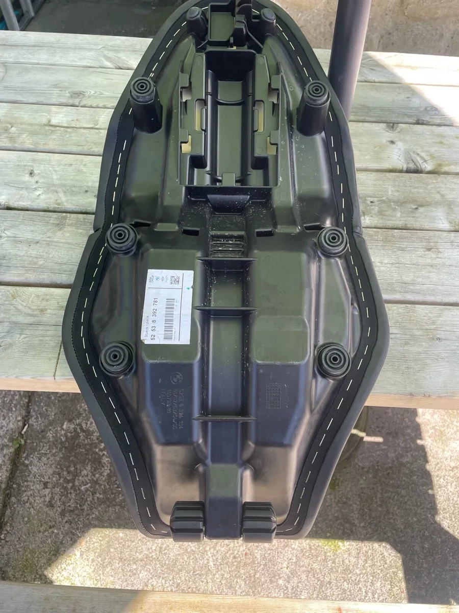 BMW s1000xr low seat - Image 3