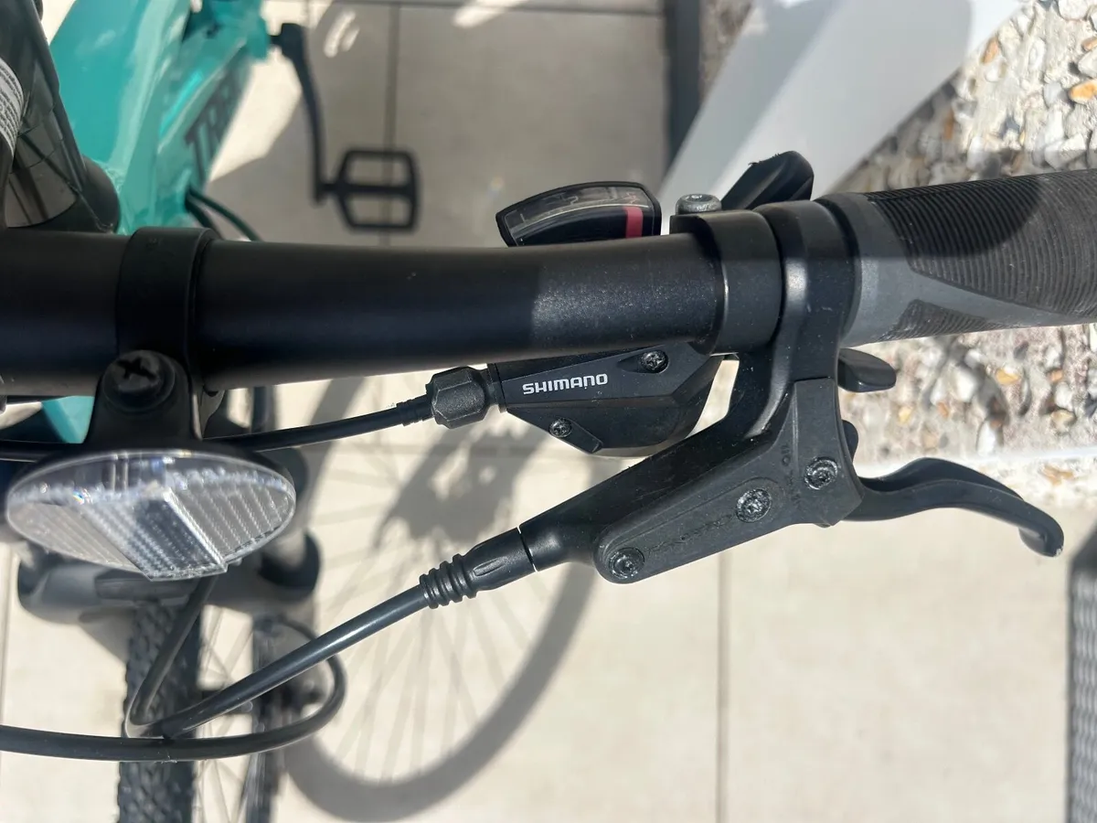 Teenager trek bike - Image 2