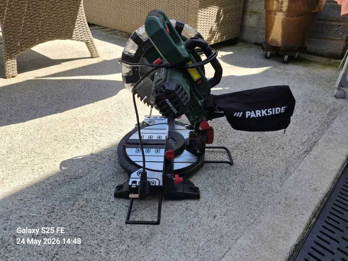Compound Mitre Saw - Image 1