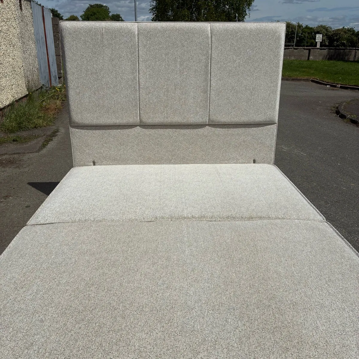 Fab!! 5ft King Koil Bed base & Tall Headboard - Image 4