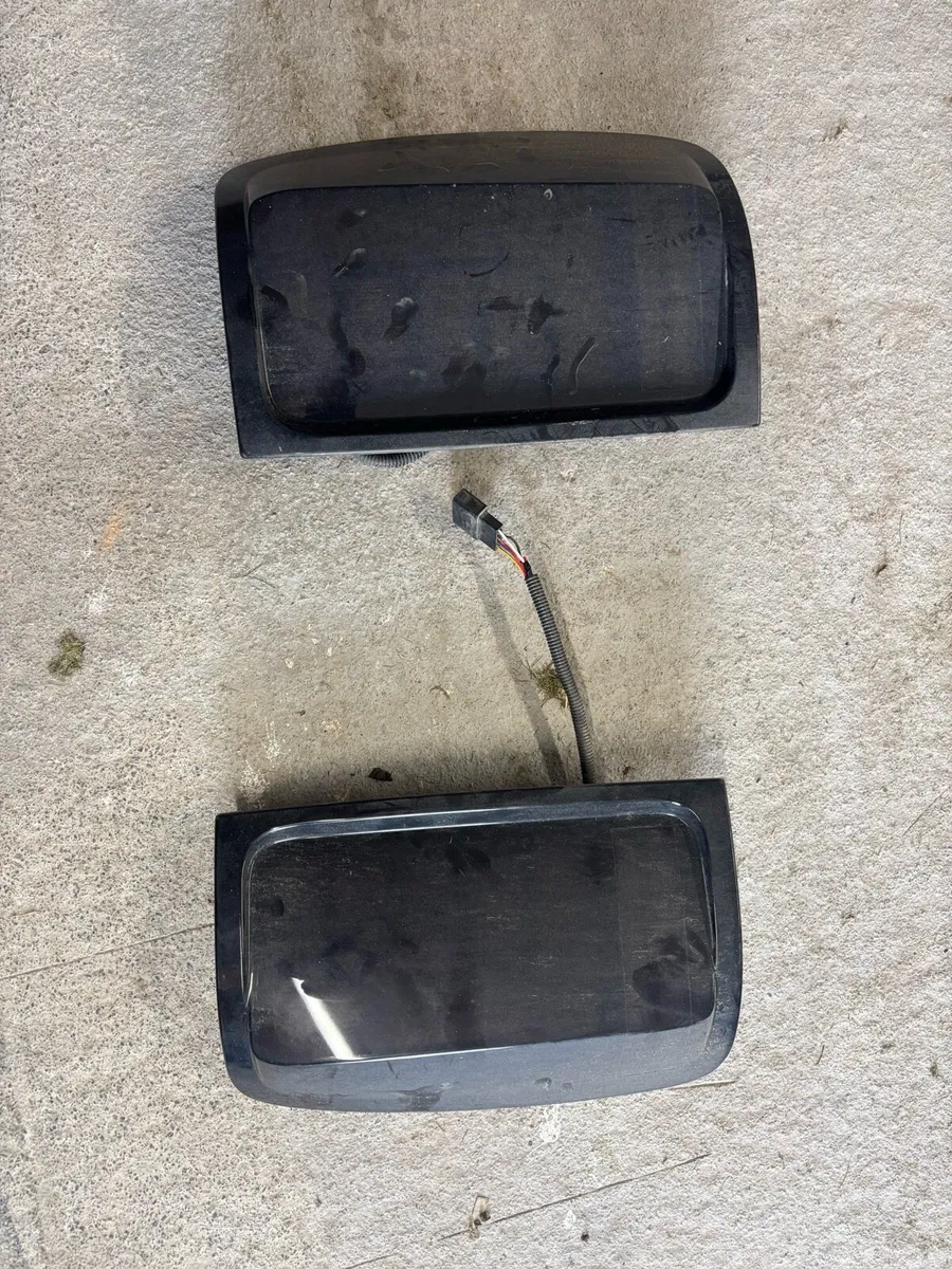 Amarok LED tail lights - Image 3
