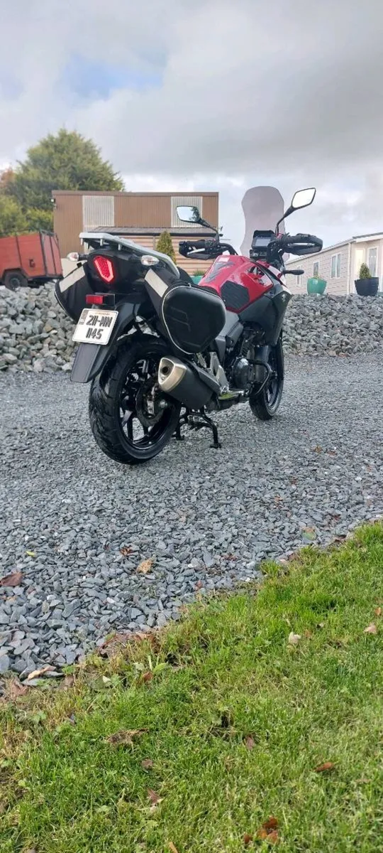 Suzuki DL250 V-Strom - Image 3