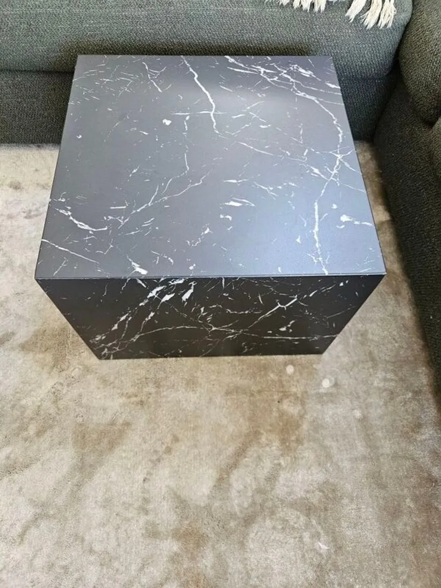 Marble-effect coffee tables - Image 3